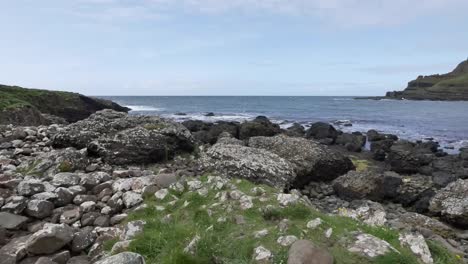 Northern-Ireland-Giants-Causeway-Coast-With-Rocks