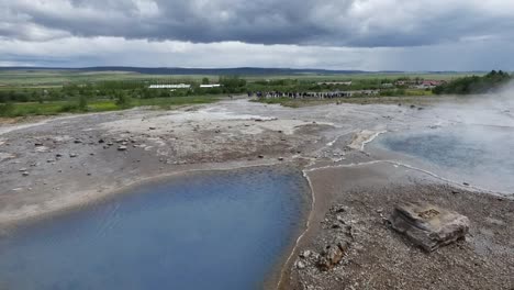 Iceland-Haukadalur-Geothermal-Valley-With-Pools