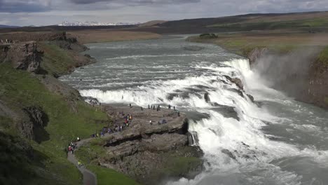 Iceland-Tourists-Gathering-Above-Gullfoss-Waterfall