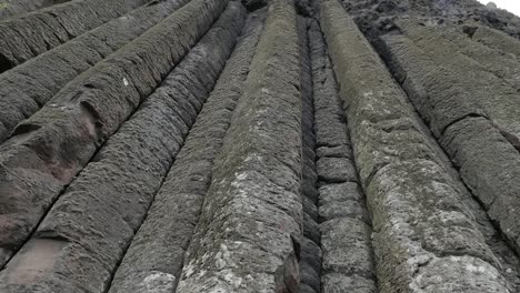 Northern-Ireland-Giants-Causeway-Columns-Extend-Upward-