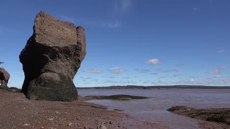 Canada-Standing-Rock-At-Hopewell-Rocks