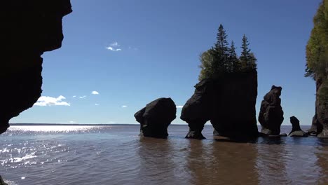 Canada-Tide-Going-Out-At-Hopewell-Rocks