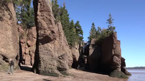 Canada-Tilts-Up-By-Escape-Ladder-At-Hopewell-Rocks