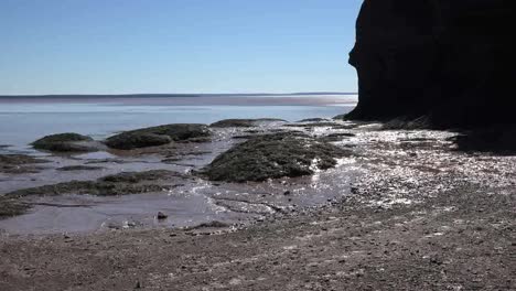 Canada-View-Of-The-Edge-Of-The-Bay-Of-Fundy