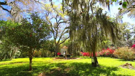Louisiana-Rosedown-Plantation-Gardens-Fountain-And-Garden-House