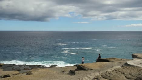 Oahu-Coast-With-Waves-And-People.Mov