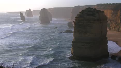 Australia-Great-Ocean-Road-12-Apostles-Large-Sea-Stack
