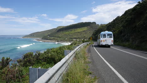Australia-Great-Ocean-Road-Costa-Escena-Con-Autobús
