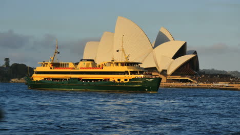 Australia-Sydney-Opera-House-With-Ferry--Late-Evening-Light