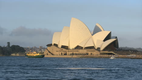 Australia-Sydney-Opera-House-Zoom-In
