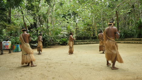 Vanuatu-Men-Performing-Dance-With-Chanting