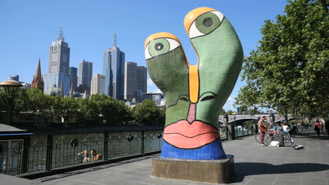Australien-Melbourne-Kunst-Am-Yarra-River