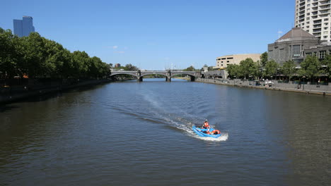 Australia-Melbourne-Boat-Motoring-On-Yarra-River