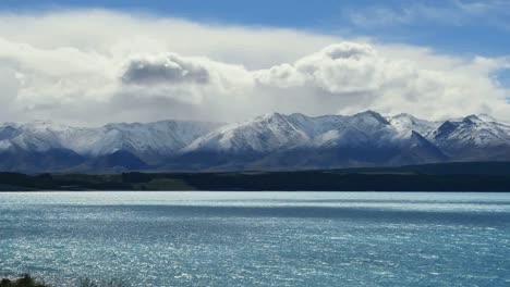 New-Zealand-Alps-And-Lake-Pukaki