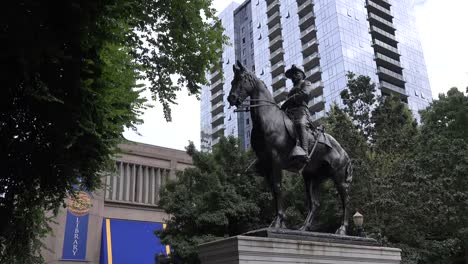 Estatua-De-Oregon-Portland-South-Park-Roosevelt