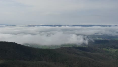 Virginia-Niebla-Cubre-El-Valle-De-Los-Apalaches