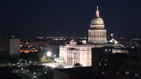 Texas-Austin-Noche-Capitol-Acercar
