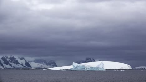 Antarctica-Curved-White-Island