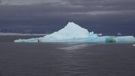 Antarctica-Pyramid-Shaped-Iceberg