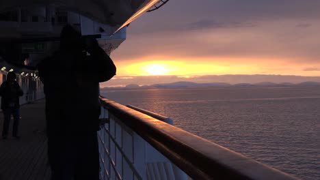Antarctica-Sunset-From-Ship