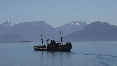 Chile-Zoomt-Auf-Kapitän-Leonidas-Schiffswrackdas