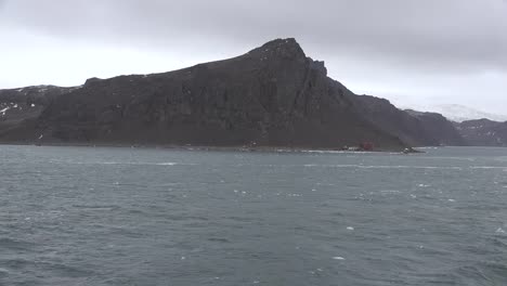 Antarctica-King-George-Island-Dark-Mountain