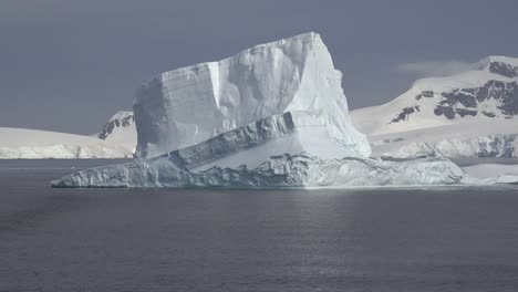 Antarctica-Large-Floating-Iceberg-Zoom-In