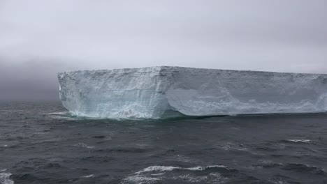 Antarctica-Zooms-In-On-Piece-Of-Ice-Shelf