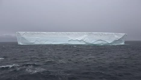 Antarctica-Zooms-In-To-Floating-Portion-Of-An-Ice-Shelf