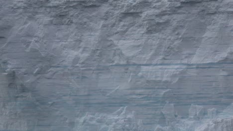 Antarctica-Zooms-Out-From-Iceberg