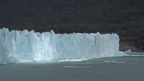 Argentina-Sun-Moves-Across-Perito-Moreno-Glacier
