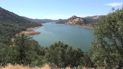 California-Don-Pedro-Lake-Vista