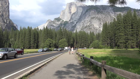 California-Yosemite-Tourists-And-Half-Dome