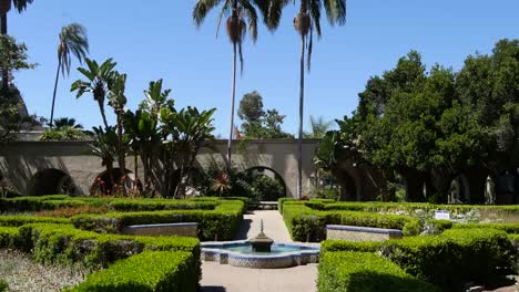 California-Garden-And-Fountain