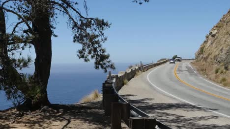California-Big-Sur-Cabrillo-Highway-Hwy-1-Motocicleta-Pan