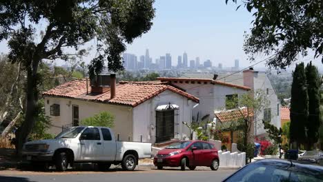 Kalifornien-Los-Angeles-Häuser-An-Der-Seite-Eines-Hügels