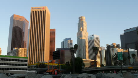 California-Los-Angeles-Skyline-On-A-Sunny-Day