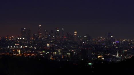 Kalifornien-Los-Angeles-Zeitraffer-Der-Ganzen-Stadt-Vom-Abend-Bis-Spät-In-Die-Nacht