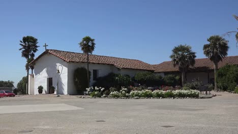California-Mission-Soledad-Church-With-Garden