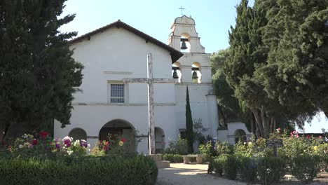 California-San-Juan-Bautista-Mission-Church-Garden-And-Front-With-Cross