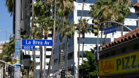 Los-Angeles-Straßenschild-La-Brea-Avenue