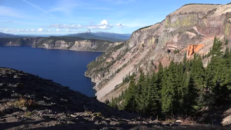 Oregon-Crater-Lake-Pumice-Castle-With-Lake-View