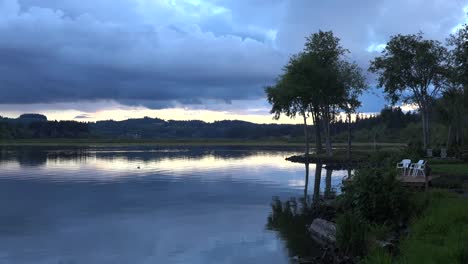 Lago-Silver-De-Washington-Mirando-Hacia-El-Oeste