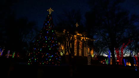 Arizona-Prescott-Christmas-Tree-And-Courthouse
