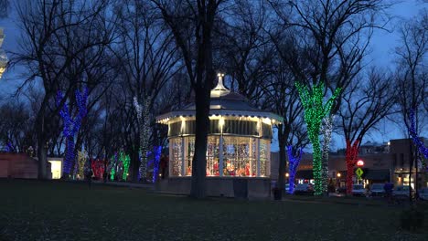 Arizona-Prescott-Pavillon-Mit-Weihnachtsbeleuchtung