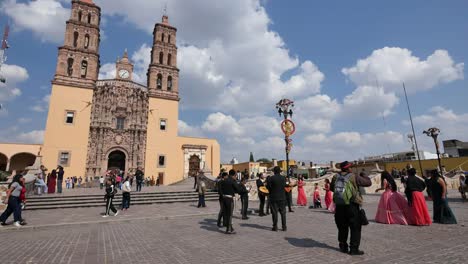 Mexico-Dolores-Hidalgo-Mariachi-Group-In-Front-Of-Church