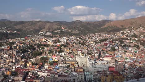 Mexico-Guanajuato-Afternoon-View-In-Sun