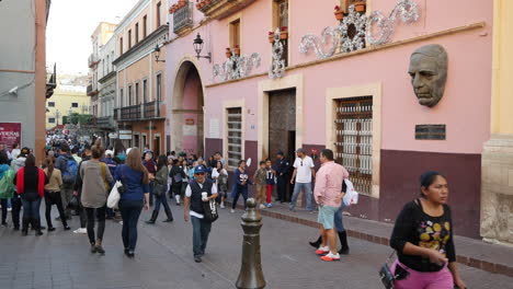 Mexico-Guanajuato-Students-In-Street