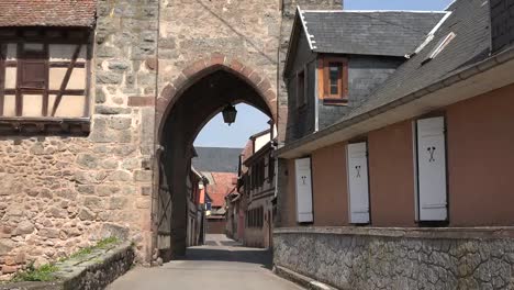France-Alsace-Dambach-La-Ville-Zooms-In-Through-Town-Gate