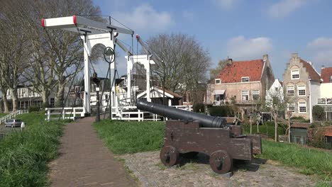Netherlands-Schoonhoven-Cannon-Points-Toward-Drawbridge